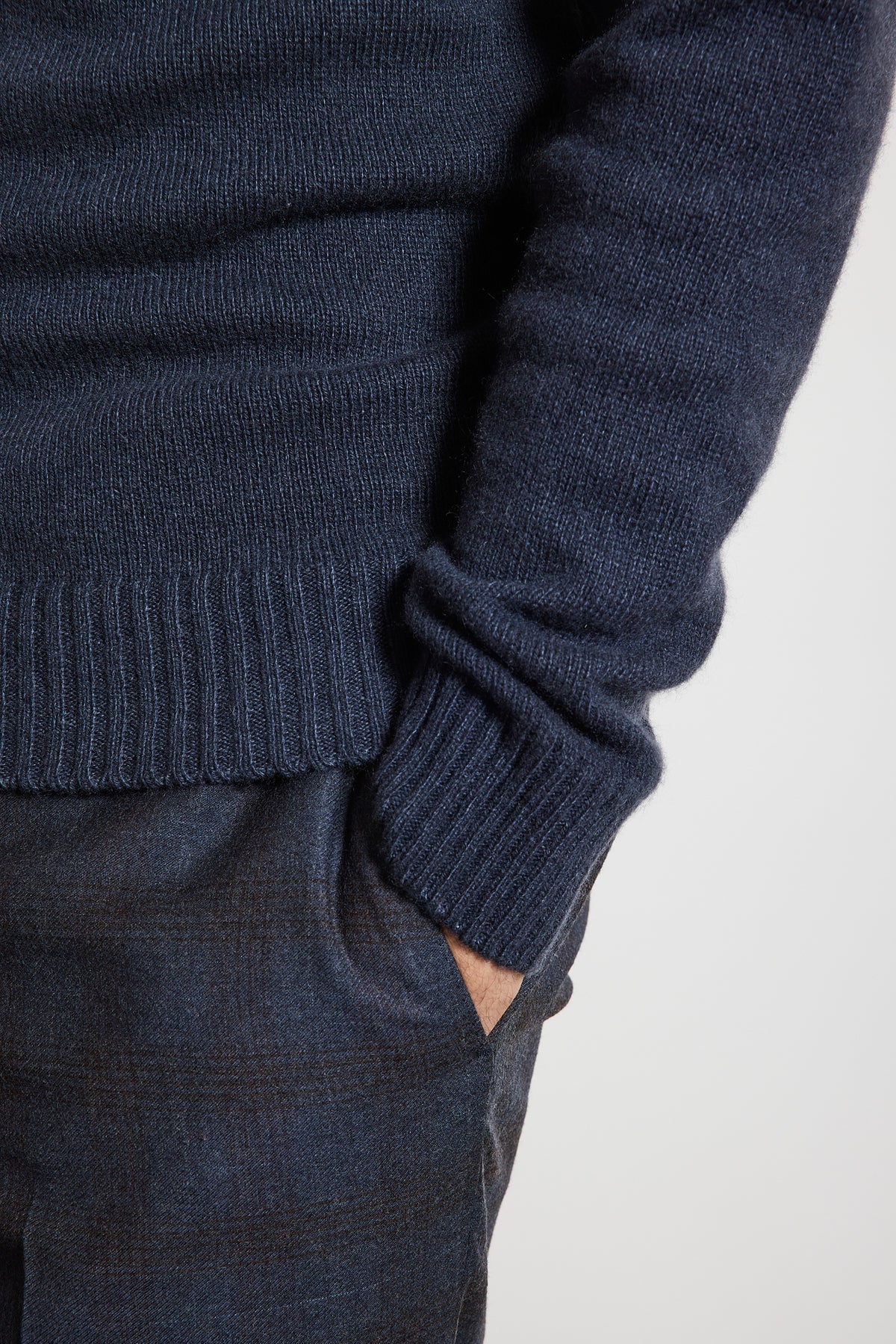 PULL EN CACHEMIRE MARINE