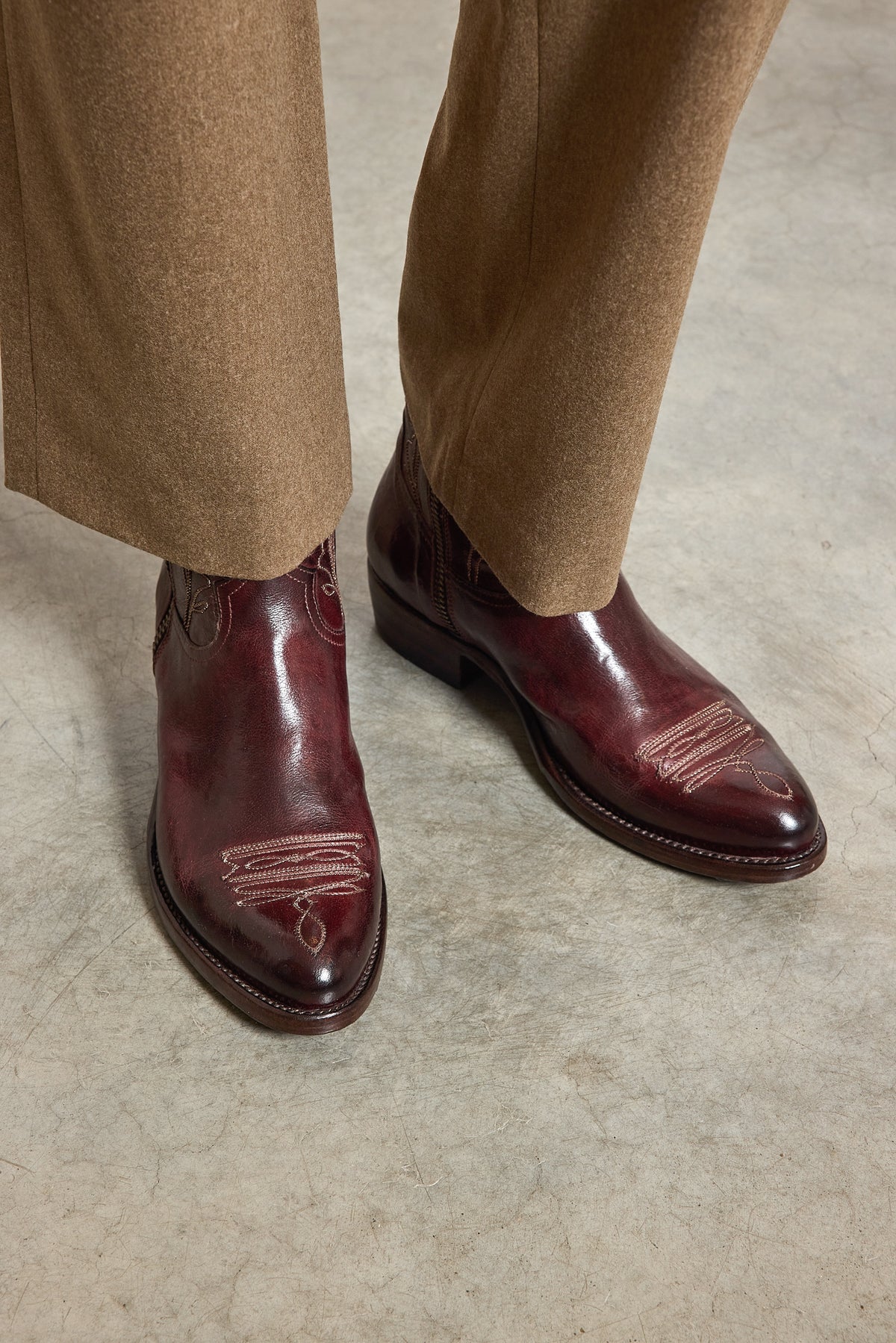 BOOTS BURGUNDY