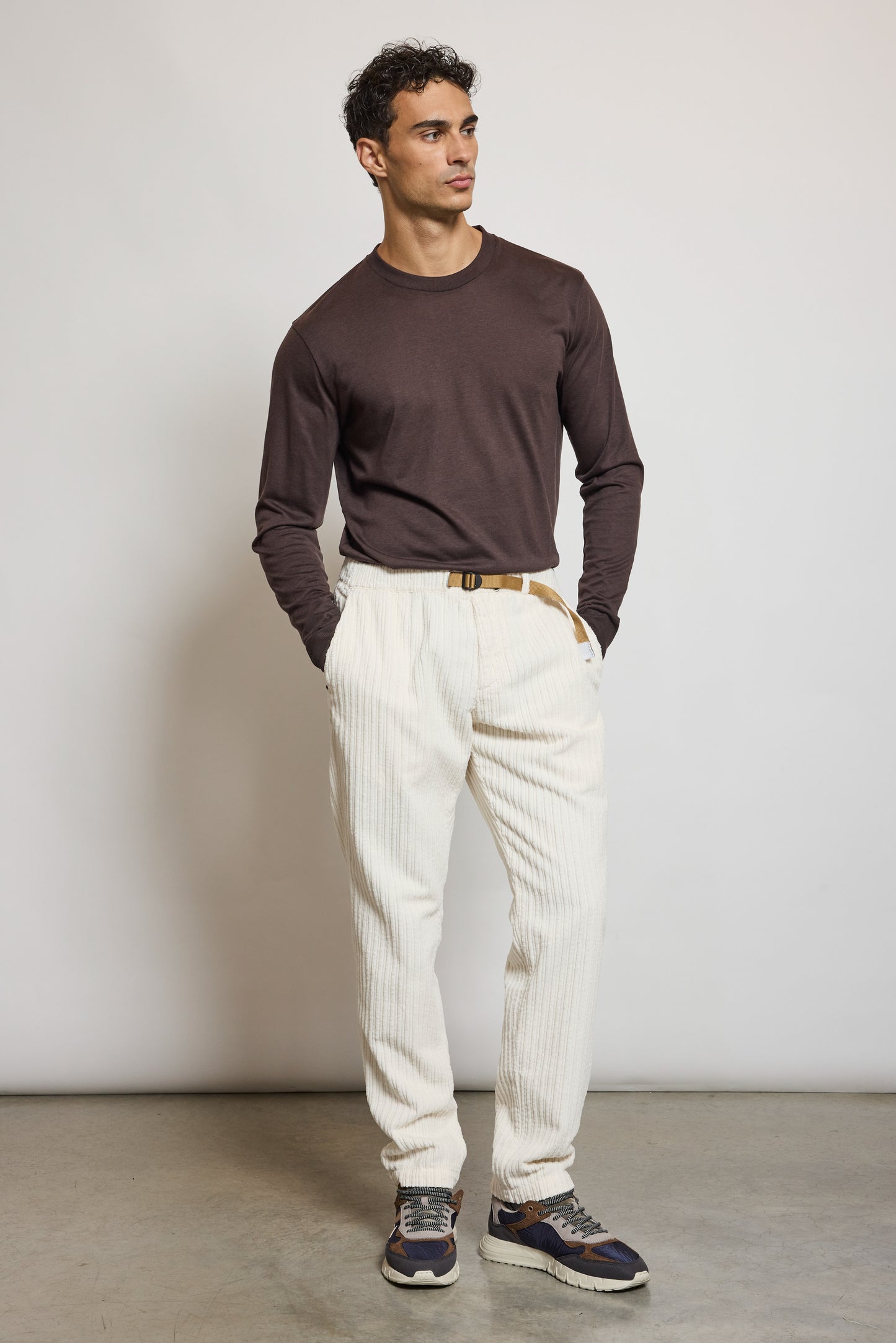 PANTALON EN VELOURS OFF WHITE