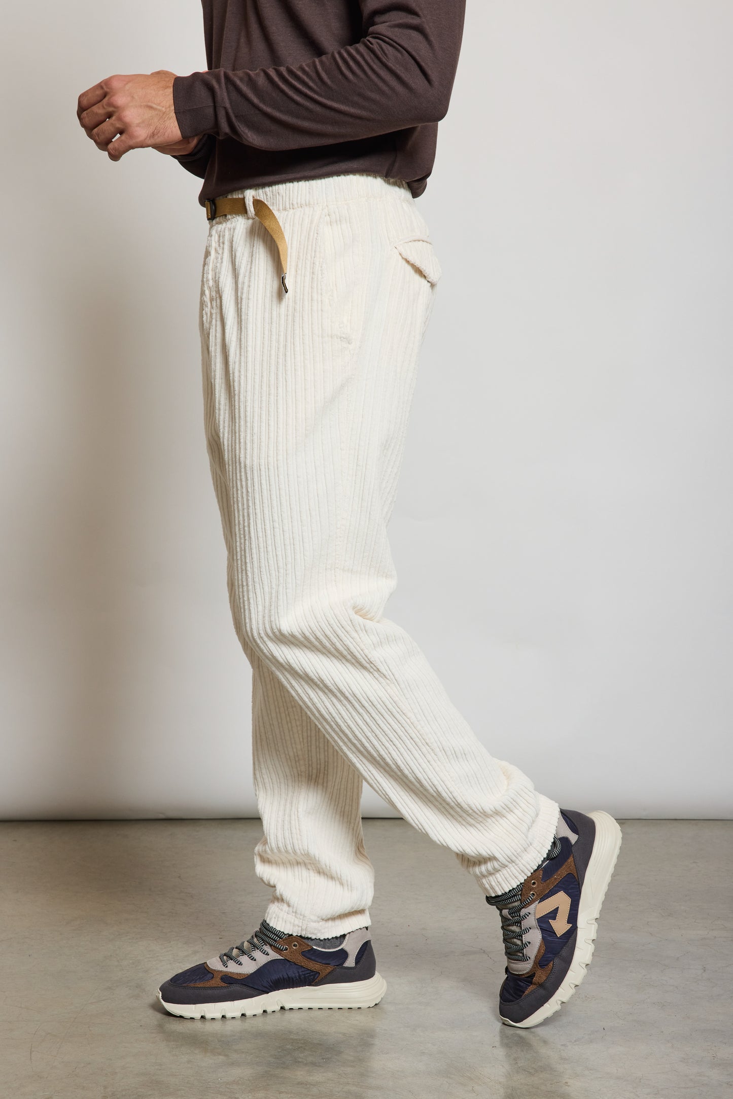 PANTALON EN VELOURS OFF WHITE