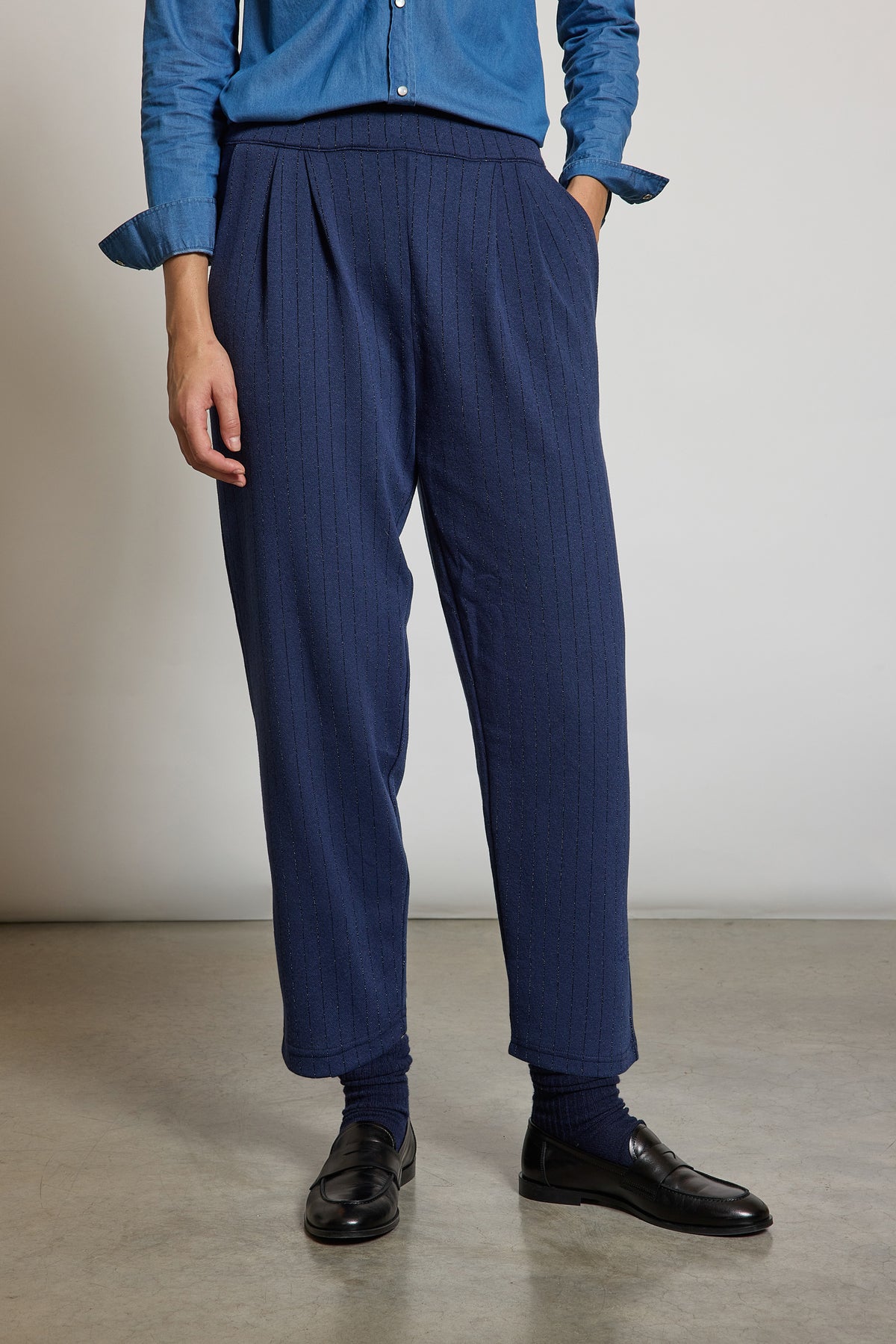 PANTALON EN LUREX BLEU