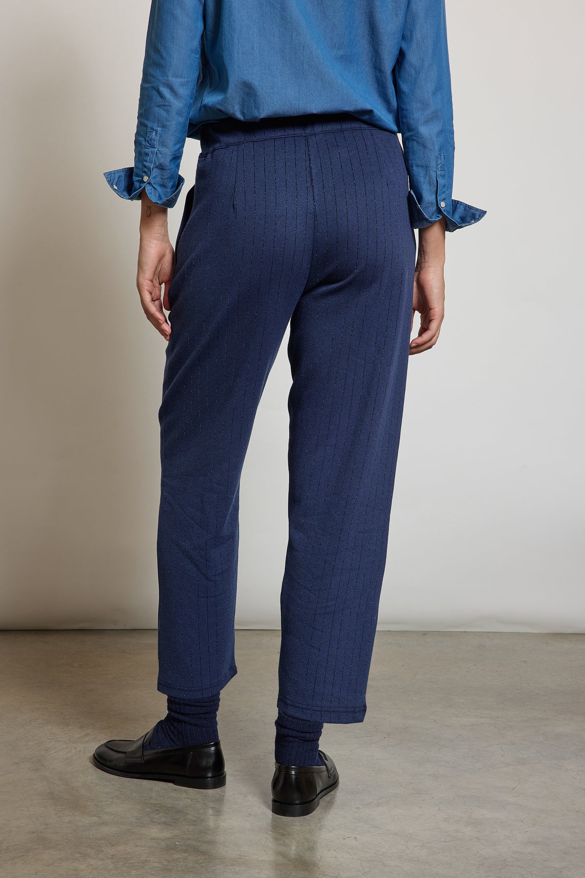 PANTALON EN LUREX BLEU