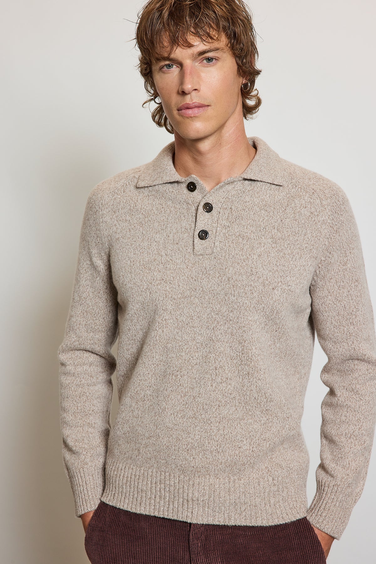POLO EN LAINE BEIGE