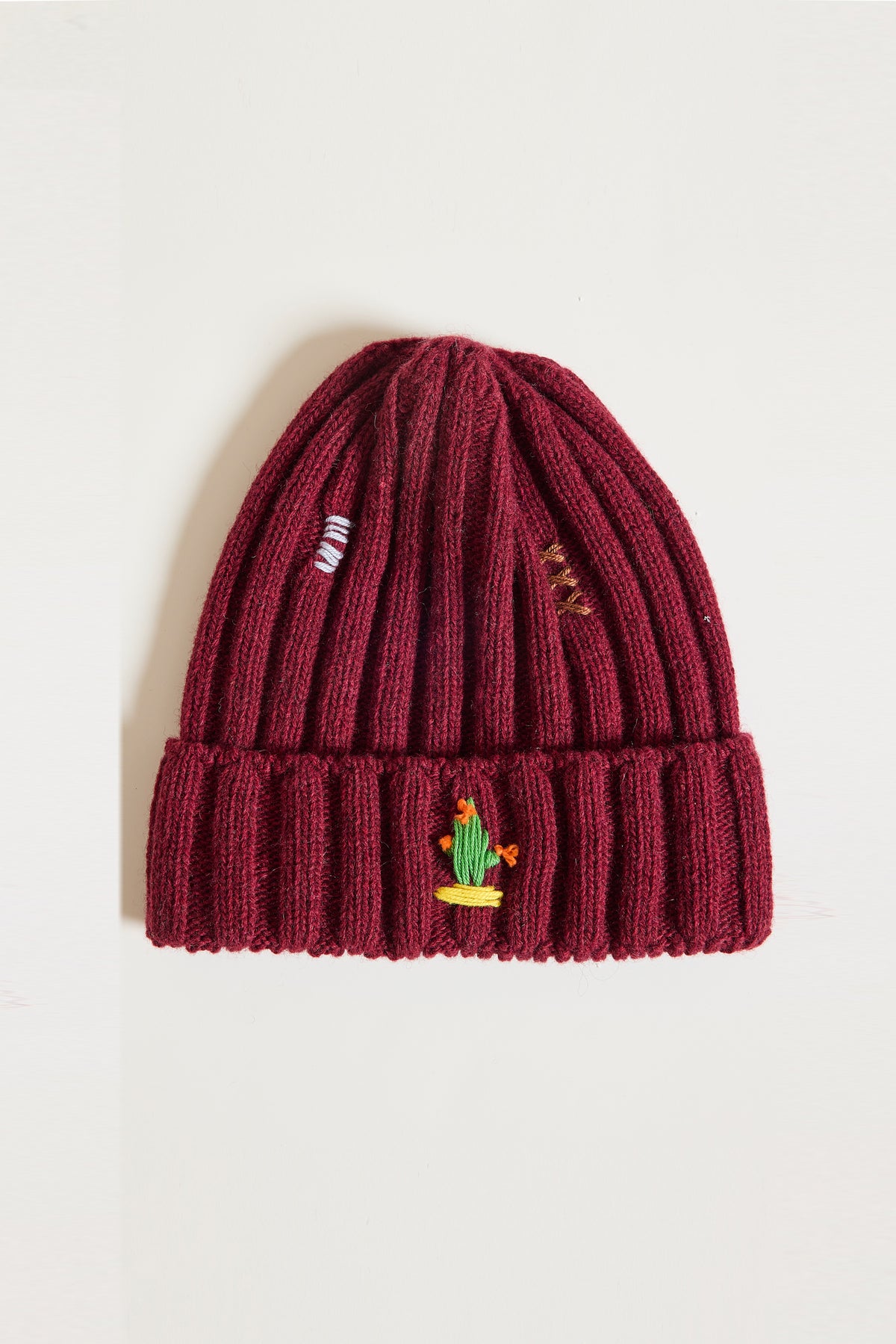 BONNET BRODÉ BORDEAUX