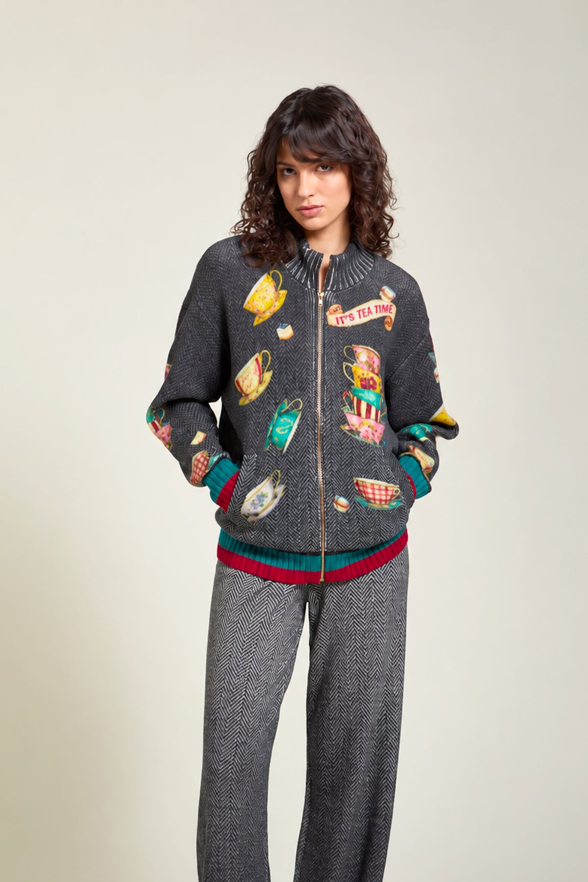 TEA TIME CARDIGAN GREY