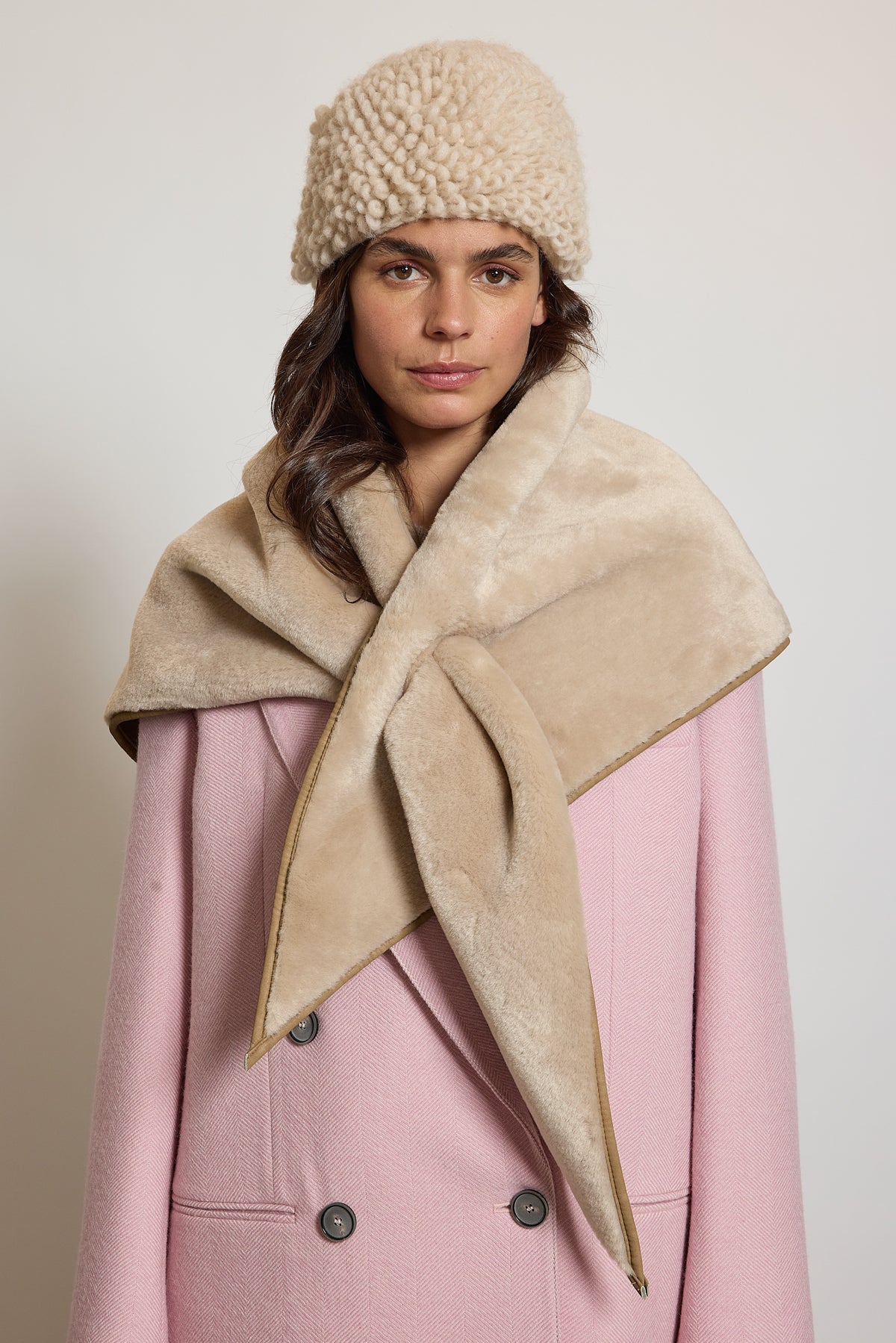 TRIANGLE BEIGE