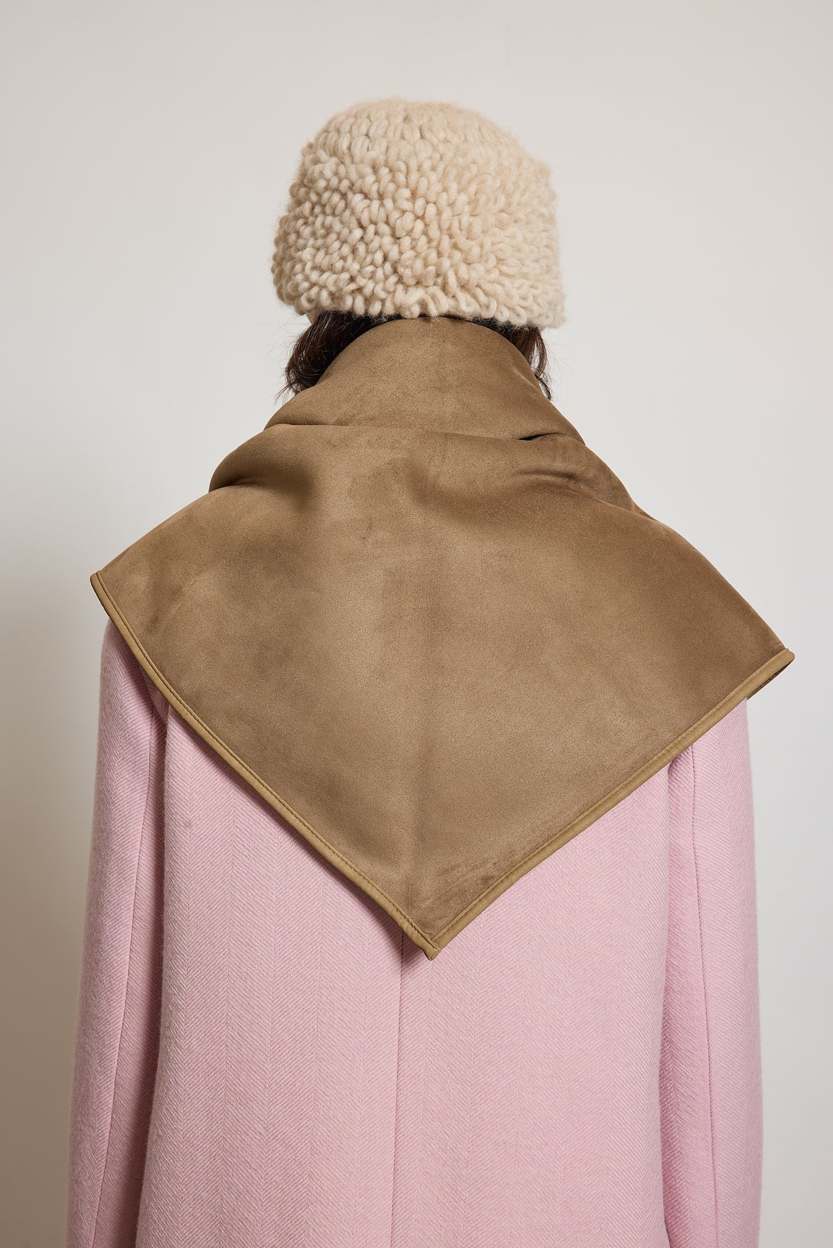 TRIANGLE BEIGE