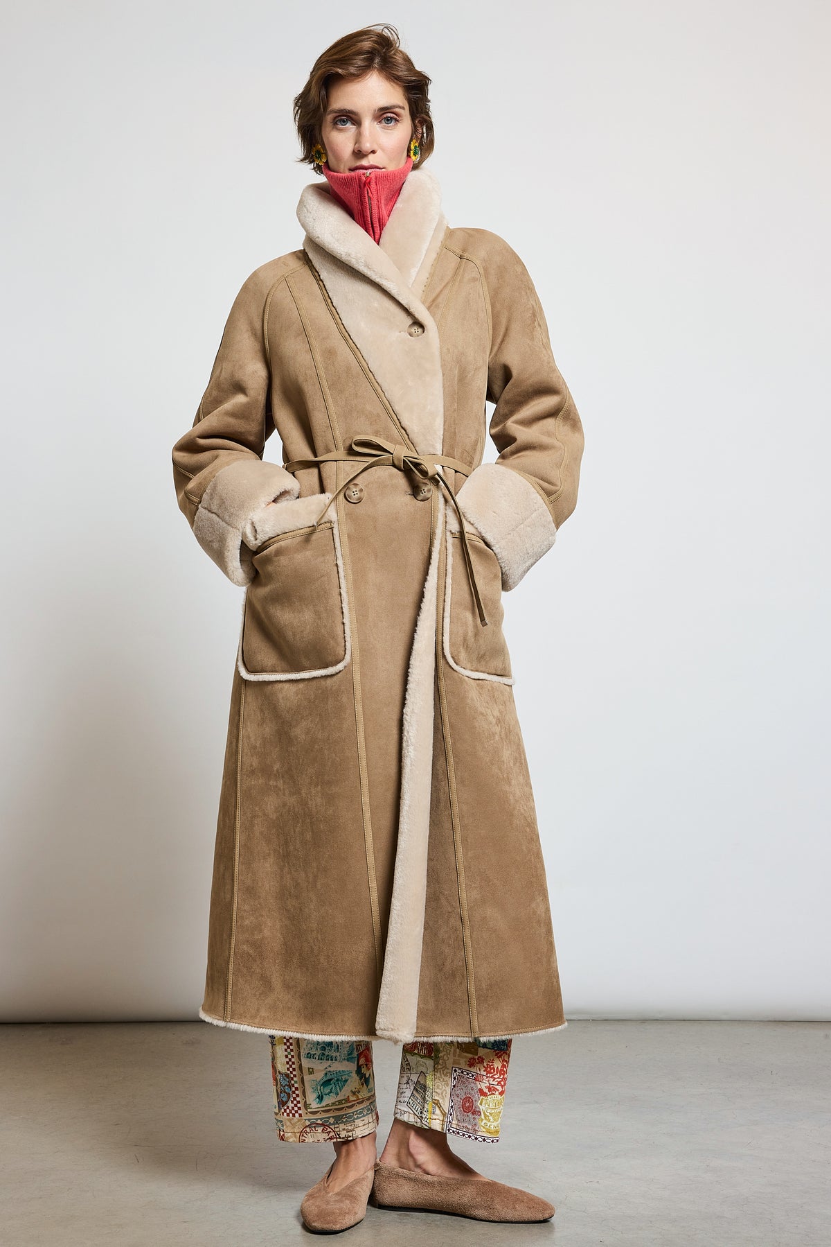 COAT IN FAUX FUR BEIGE