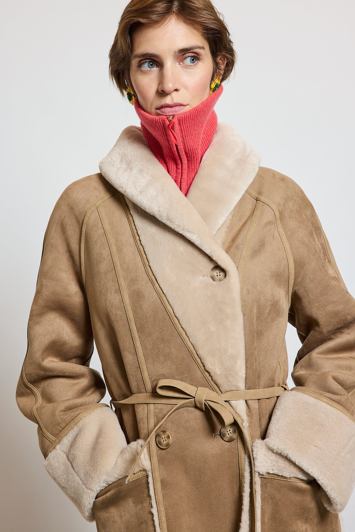 COAT IN FAUX FUR BEIGE