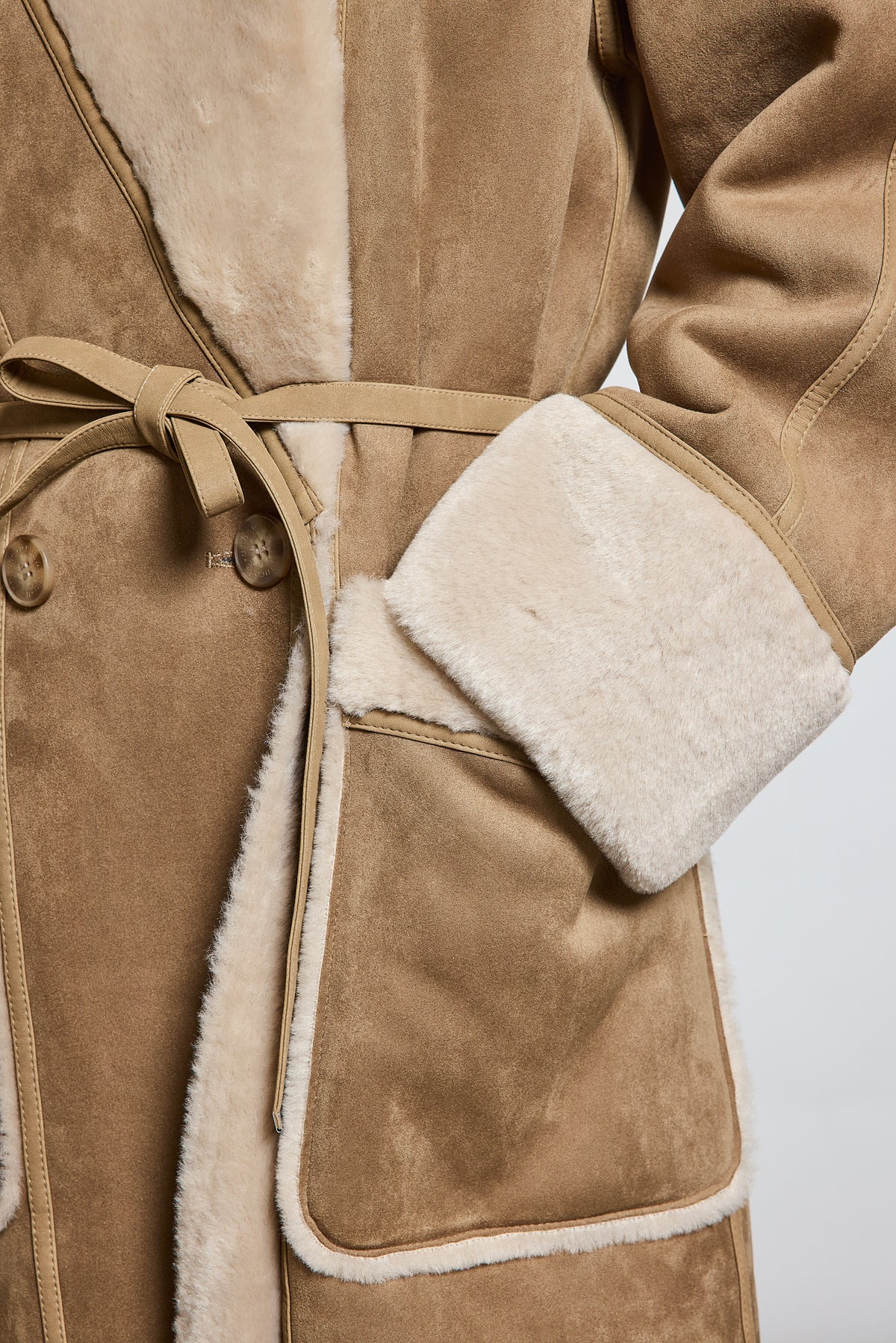 COAT IN FAUX FUR BEIGE
