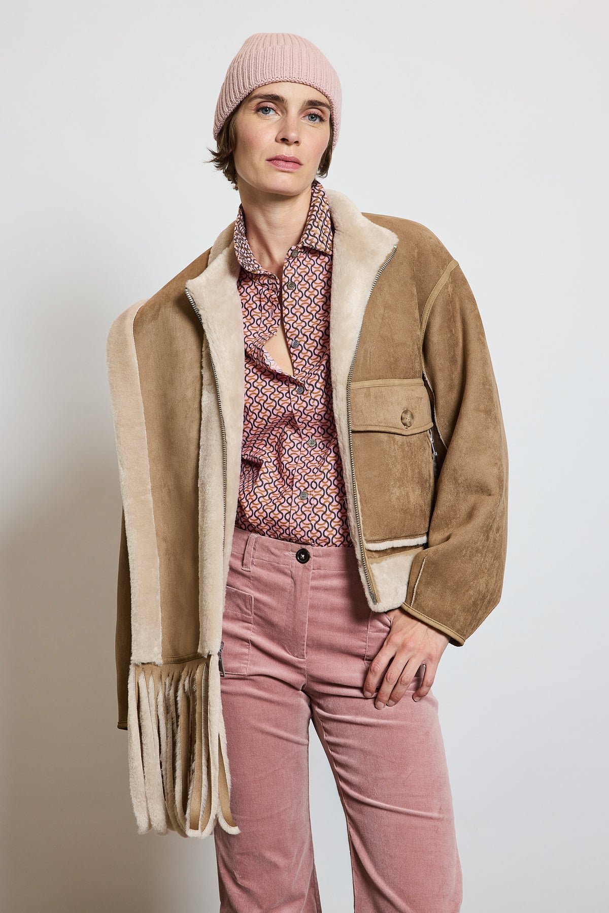 BLOUSON EN FAUSSE FOURRURE BEIGE