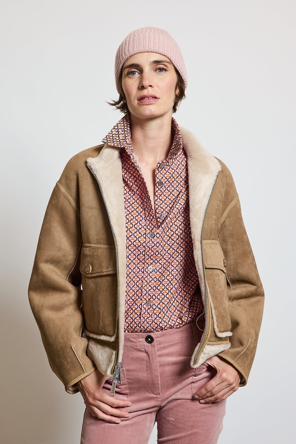 BLOUSON EN FAUSSE FOURRURE BEIGE