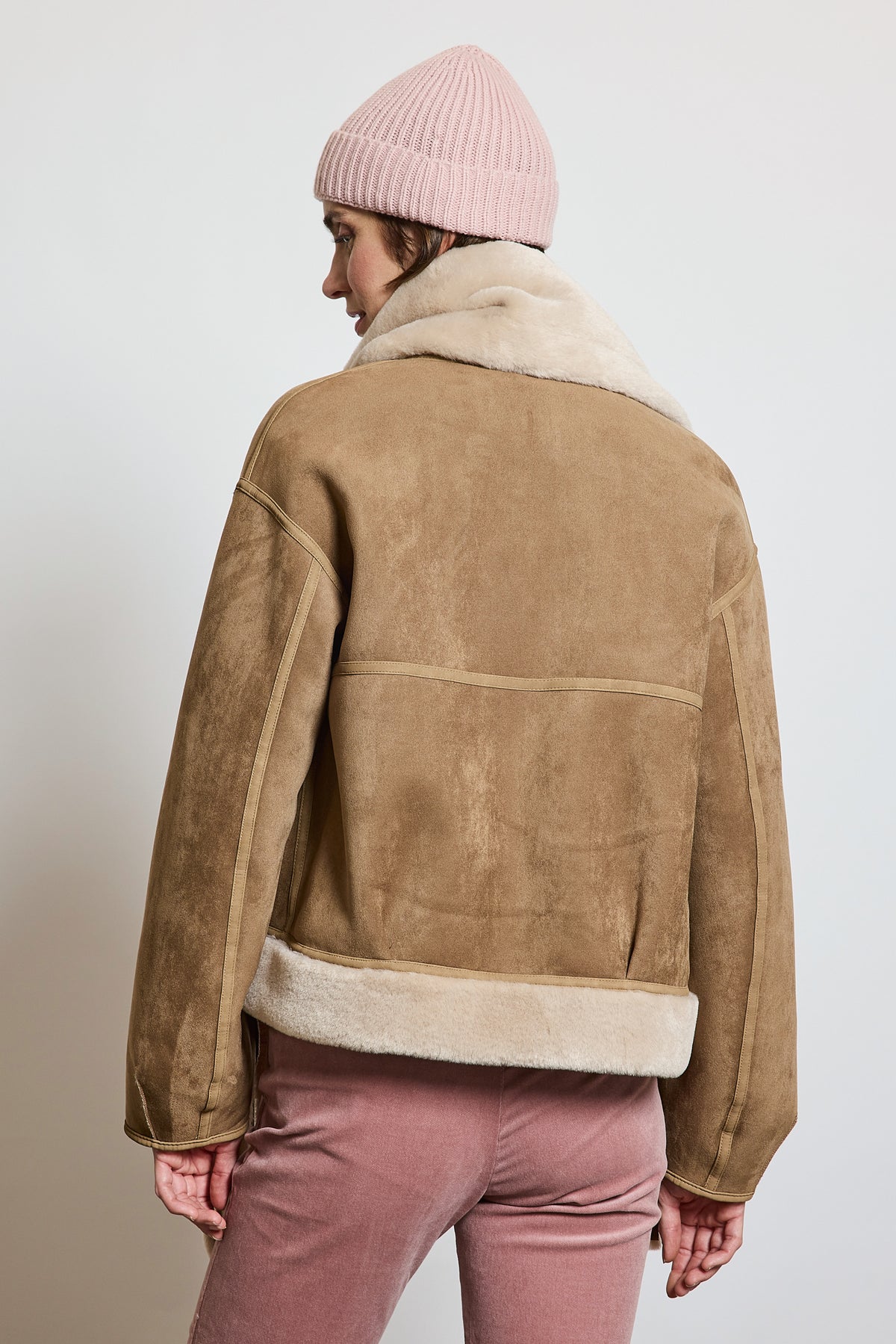 BLOUSON EN FAUSSE FOURRURE BEIGE