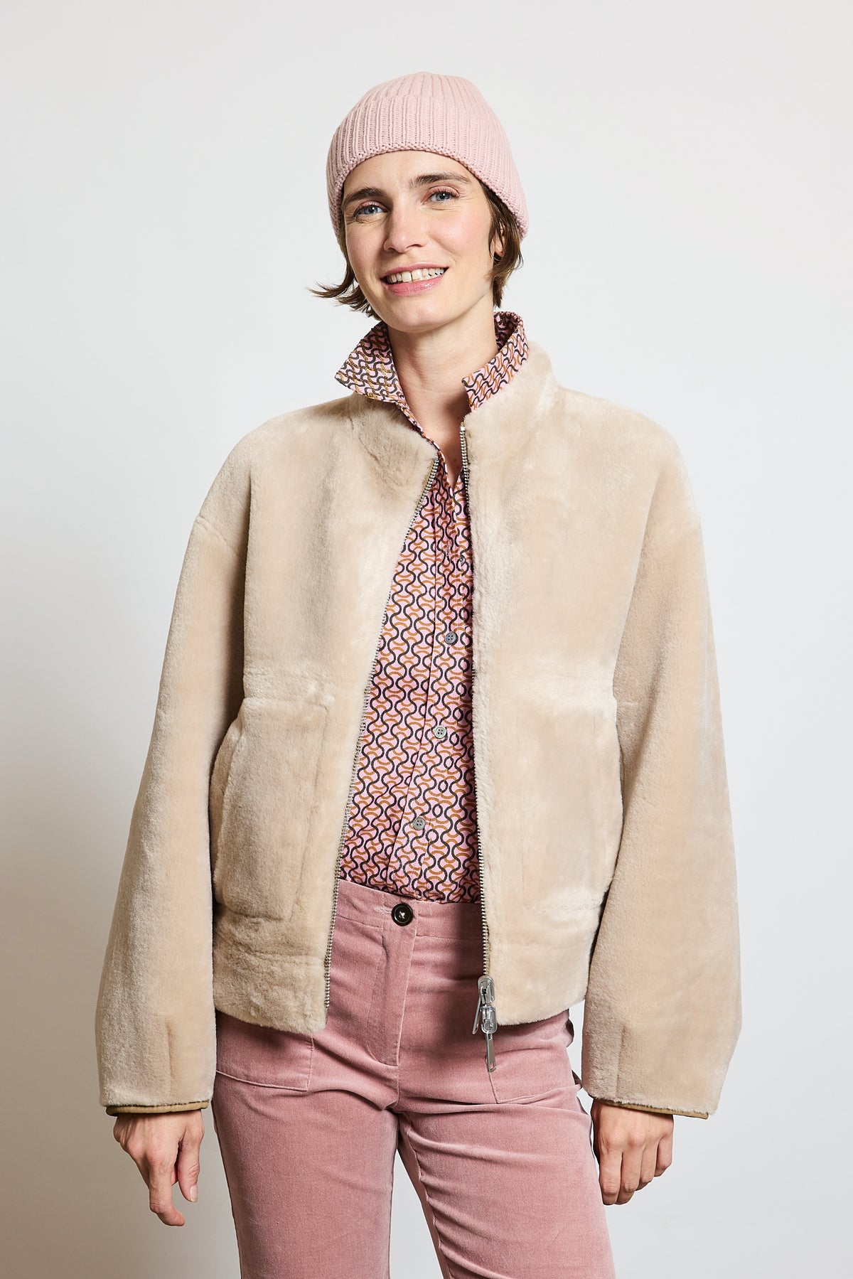 BLOUSON EN FAUSSE FOURRURE BEIGE