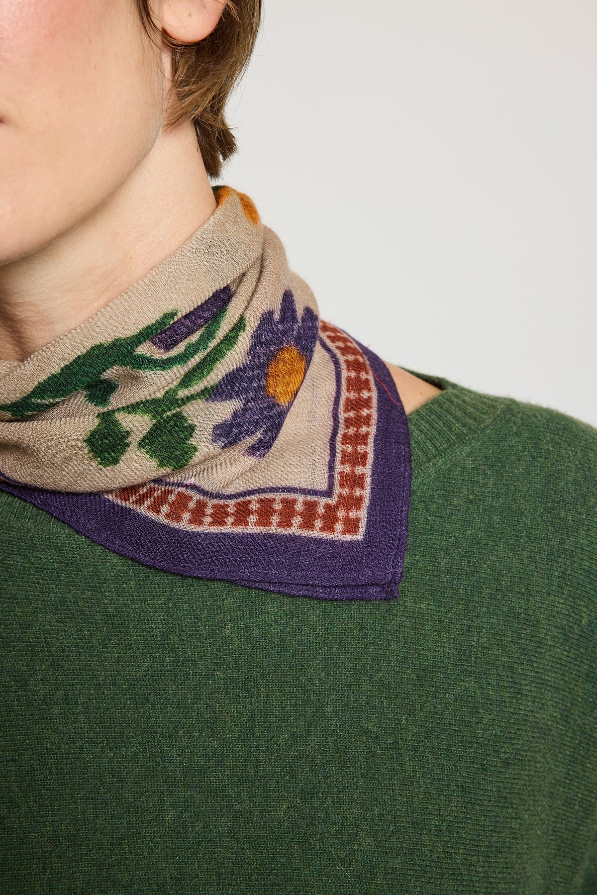 WOOL BANDANA BEIGE