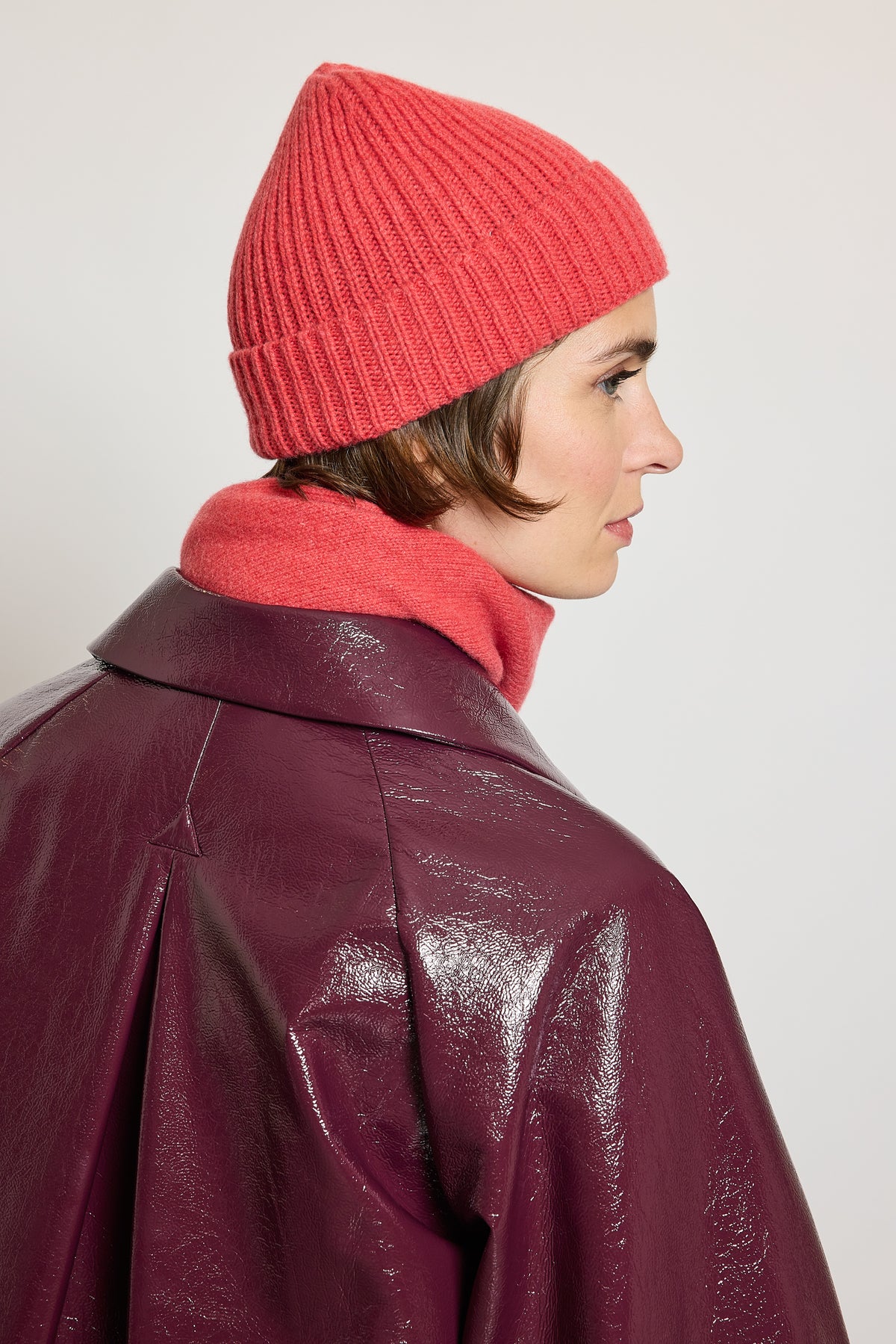 VESTE EN VINYLE VIOLET