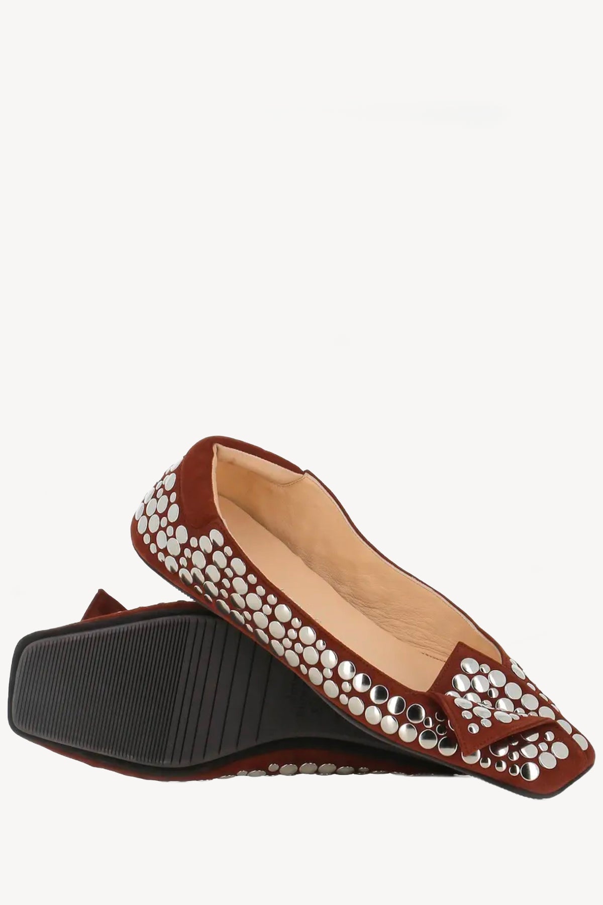STUDDED BALLET COGNAC