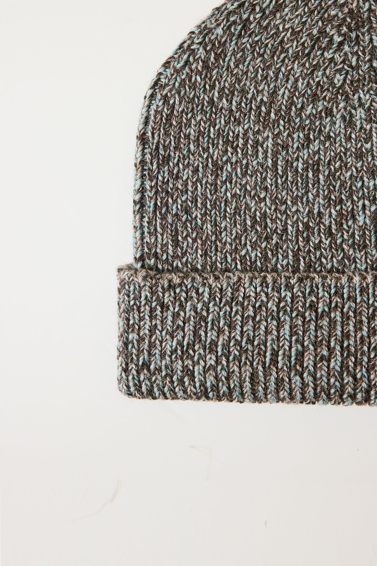 BONNET EN LAINE VERT D'EAU