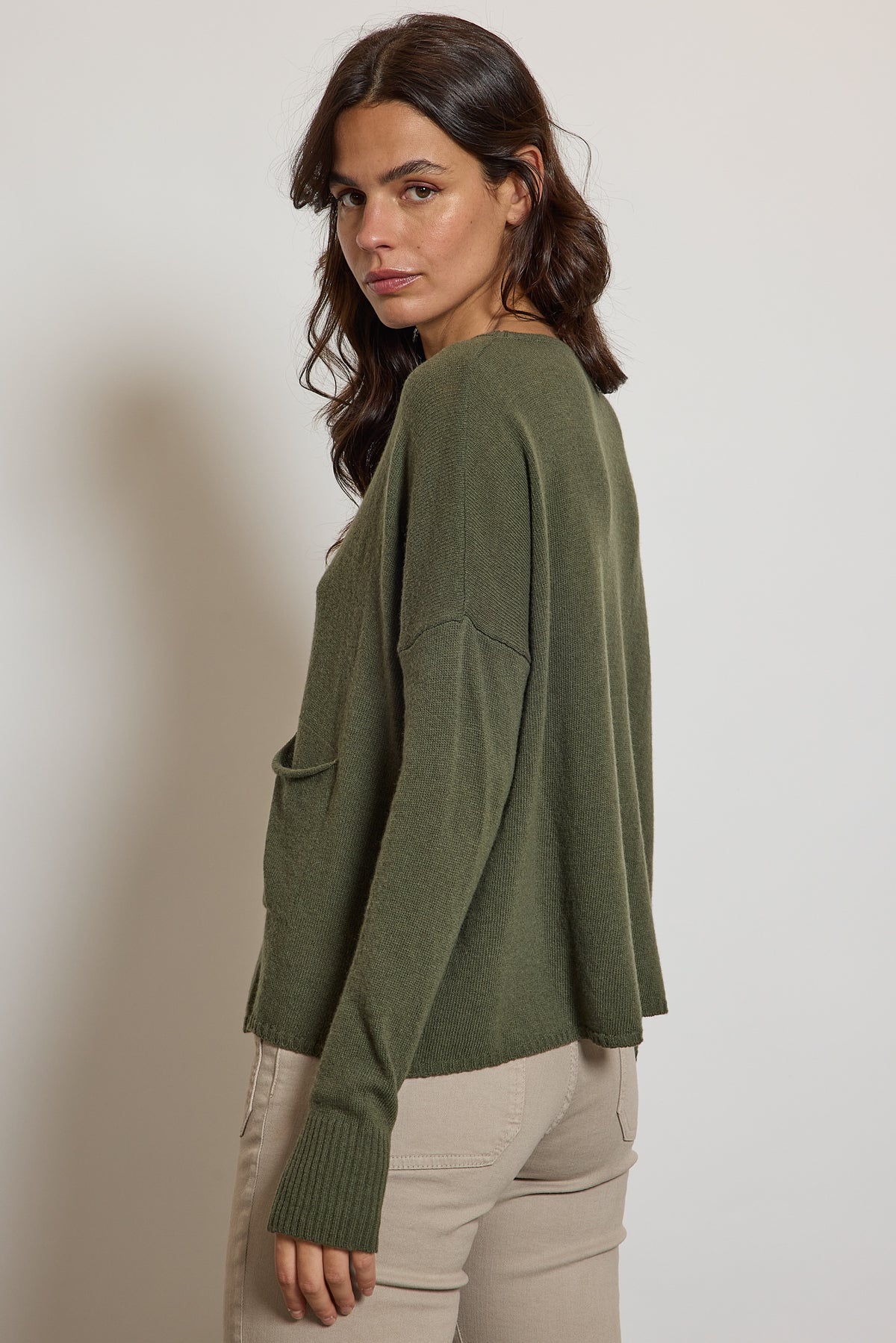 POCKET SWEATER KHAKI