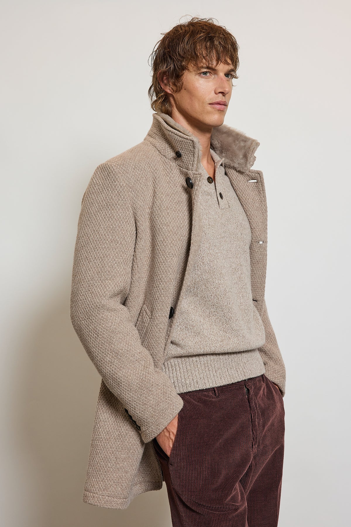 MANTEAU EN CAVIAR DE LAINE SABLE