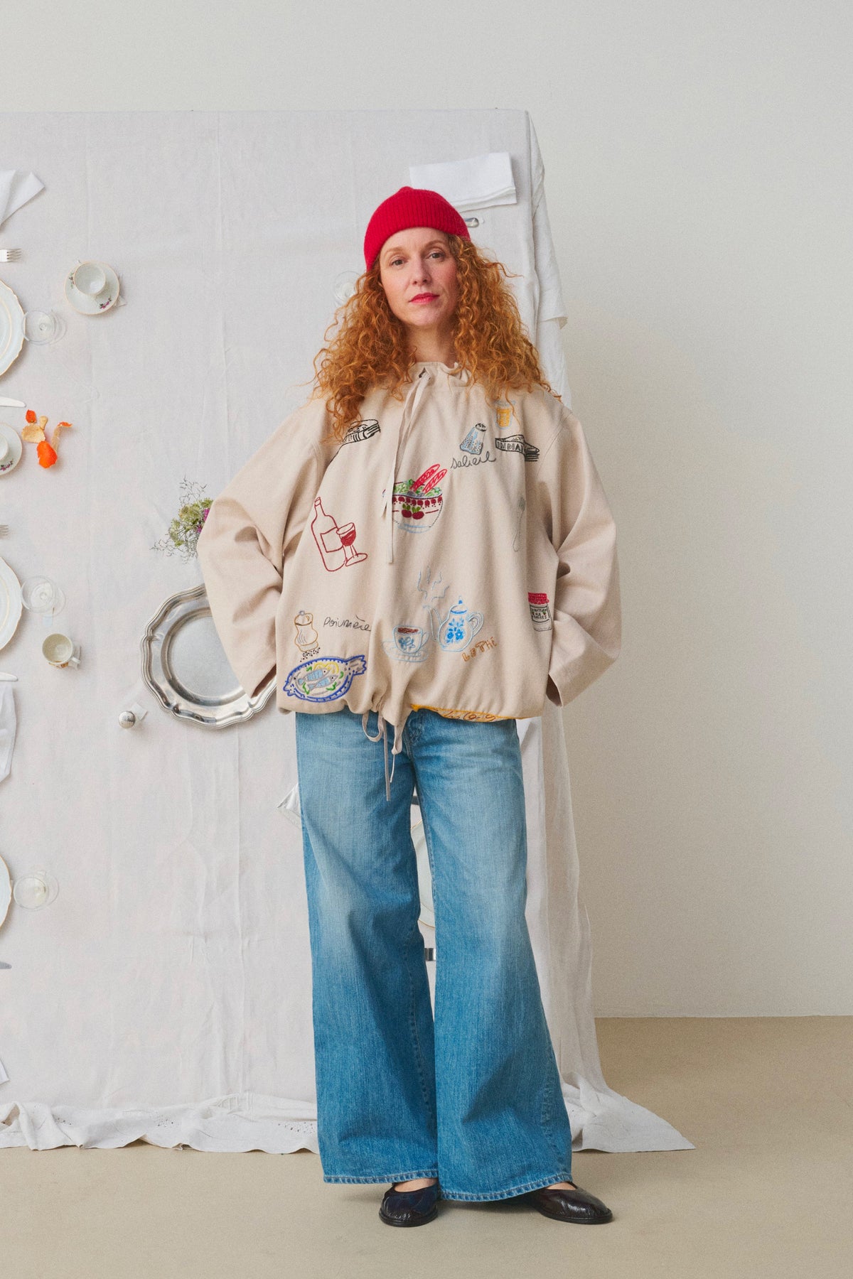 EMBOIDERED SWEATER CHALK