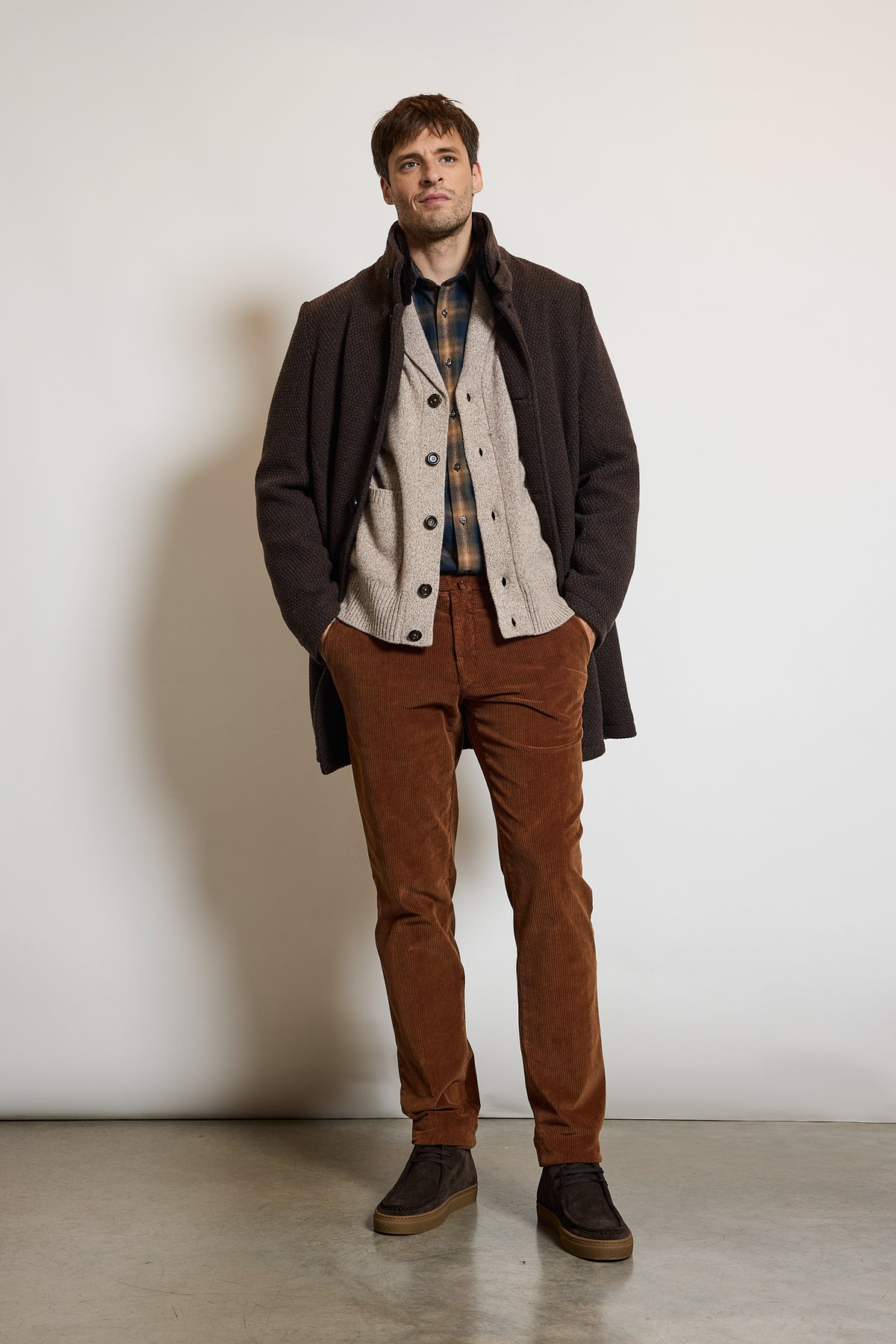 PANTALON EN VELOURS ECUREUIL