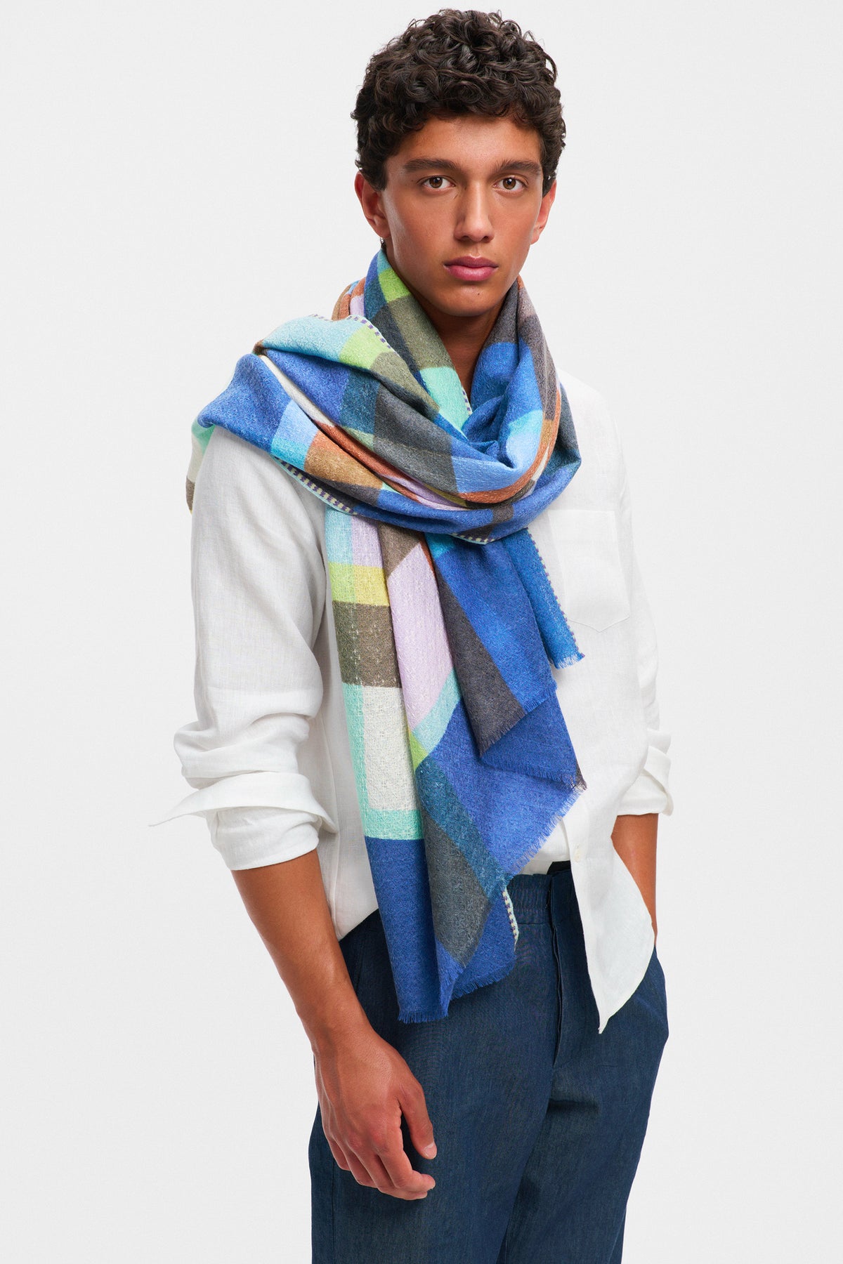 SCARF WITH CHECKS MULTICOLORED