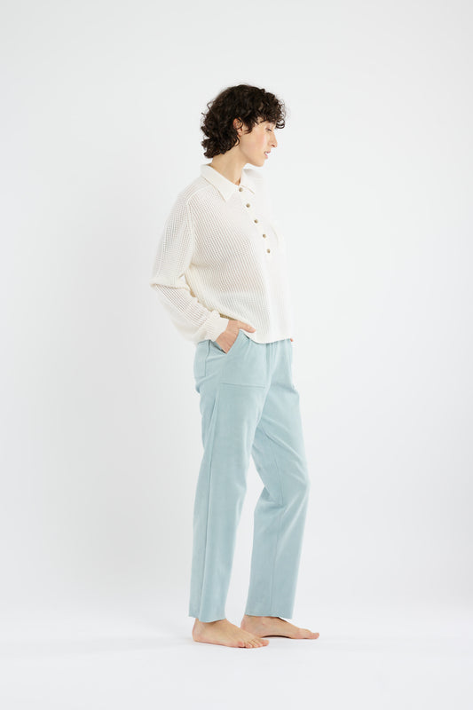 PANTALON EN PEAU STRETCH CIEL