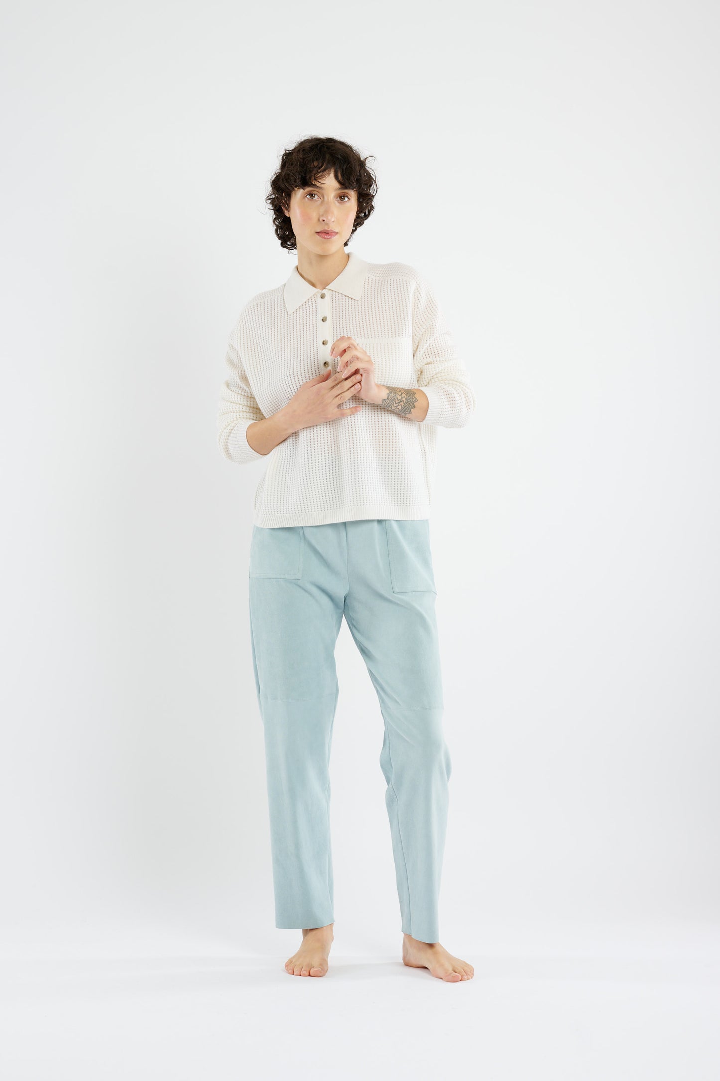 PANTALON EN PEAU STRETCH CIEL