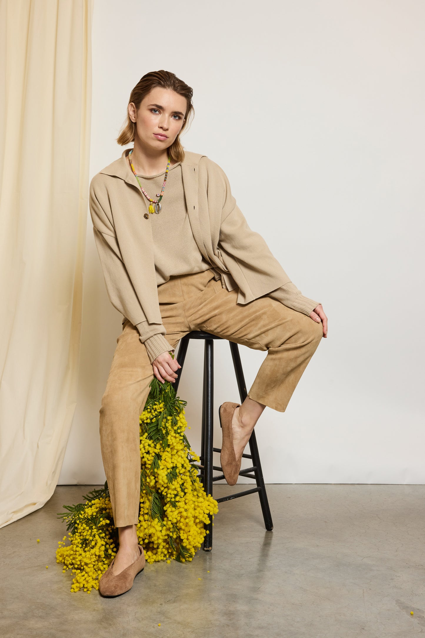 PANTALON EN PEAU STRETCH HAVANE