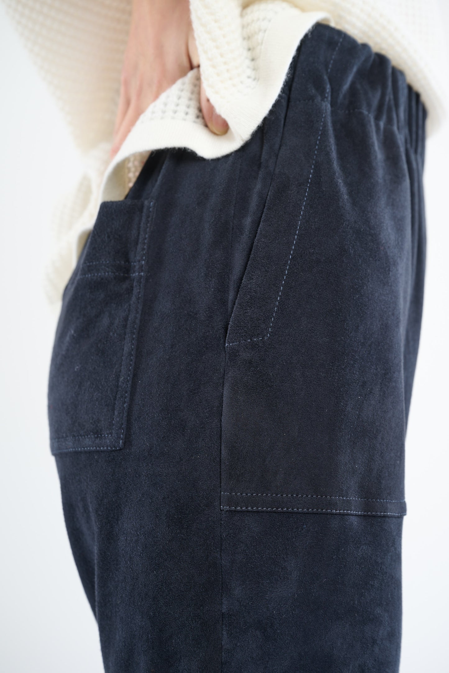 PANTALON EN PEAU STRETCH MARINE