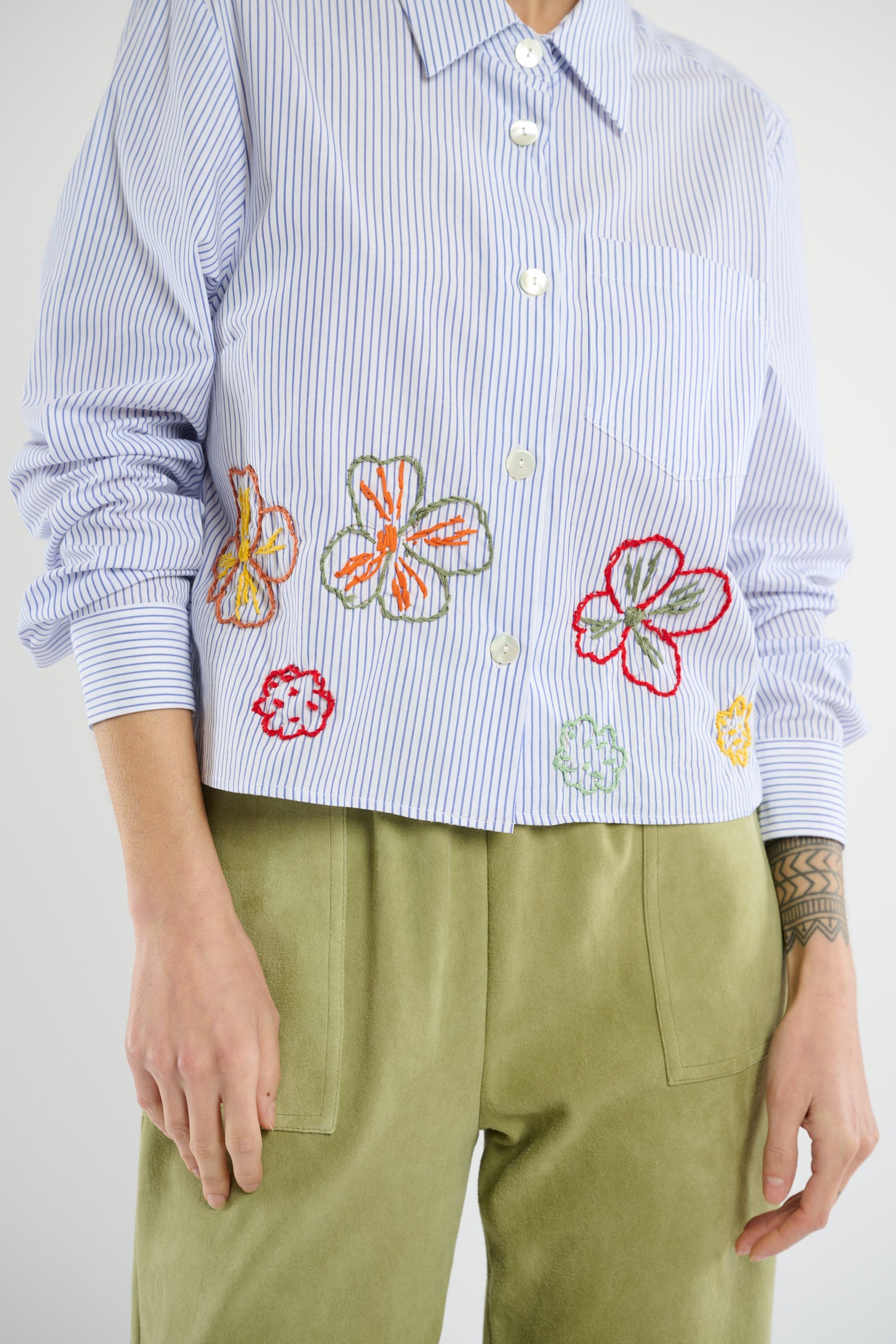 EMBROIDERED STRIPED SHIRT BLUE