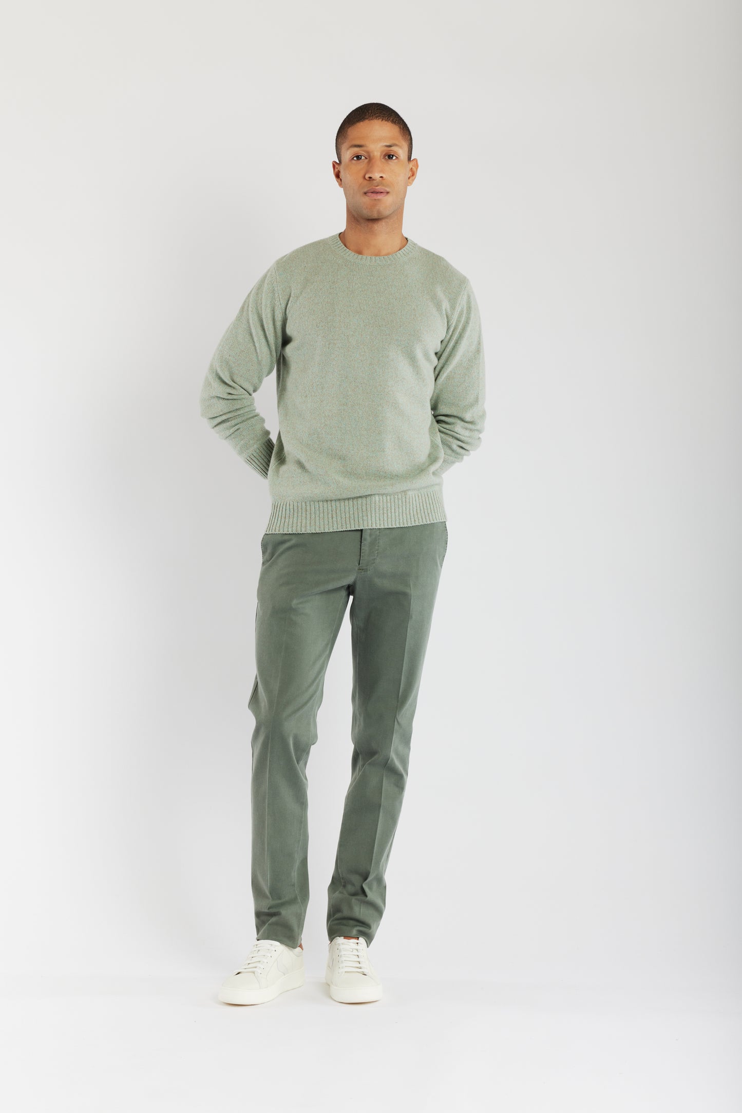 SUPER SLIM FIT EN PIQUÉ VERT DE GRIS