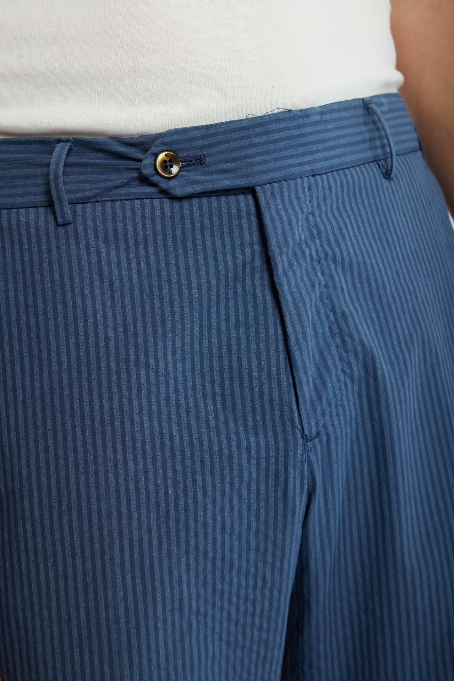 PANTALON SLIM FIT SEERSUCKER MARINE
