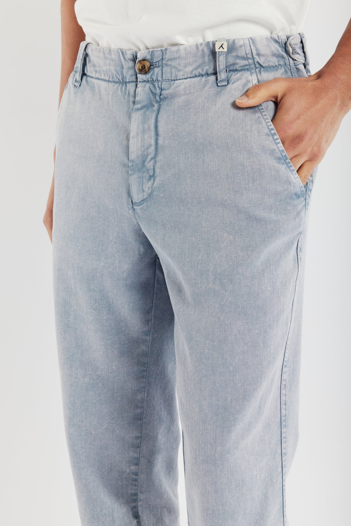 PANTALON DROIT CIEL GRISÉ