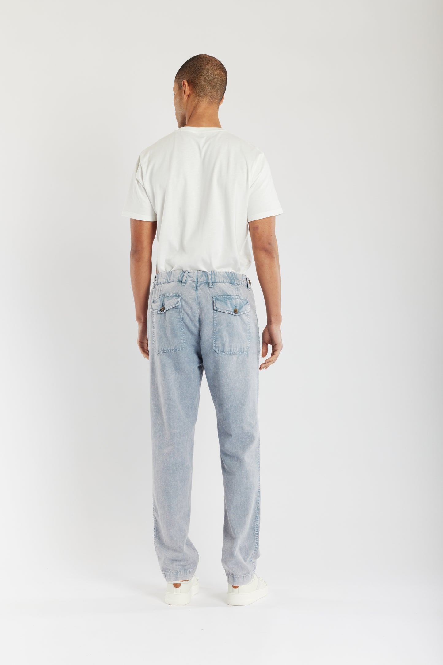 PANTALON DROIT CIEL GRISÉ