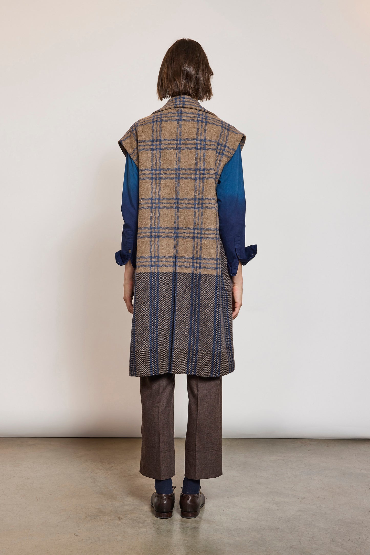 SLEEVELESS WOOL JACKET navy