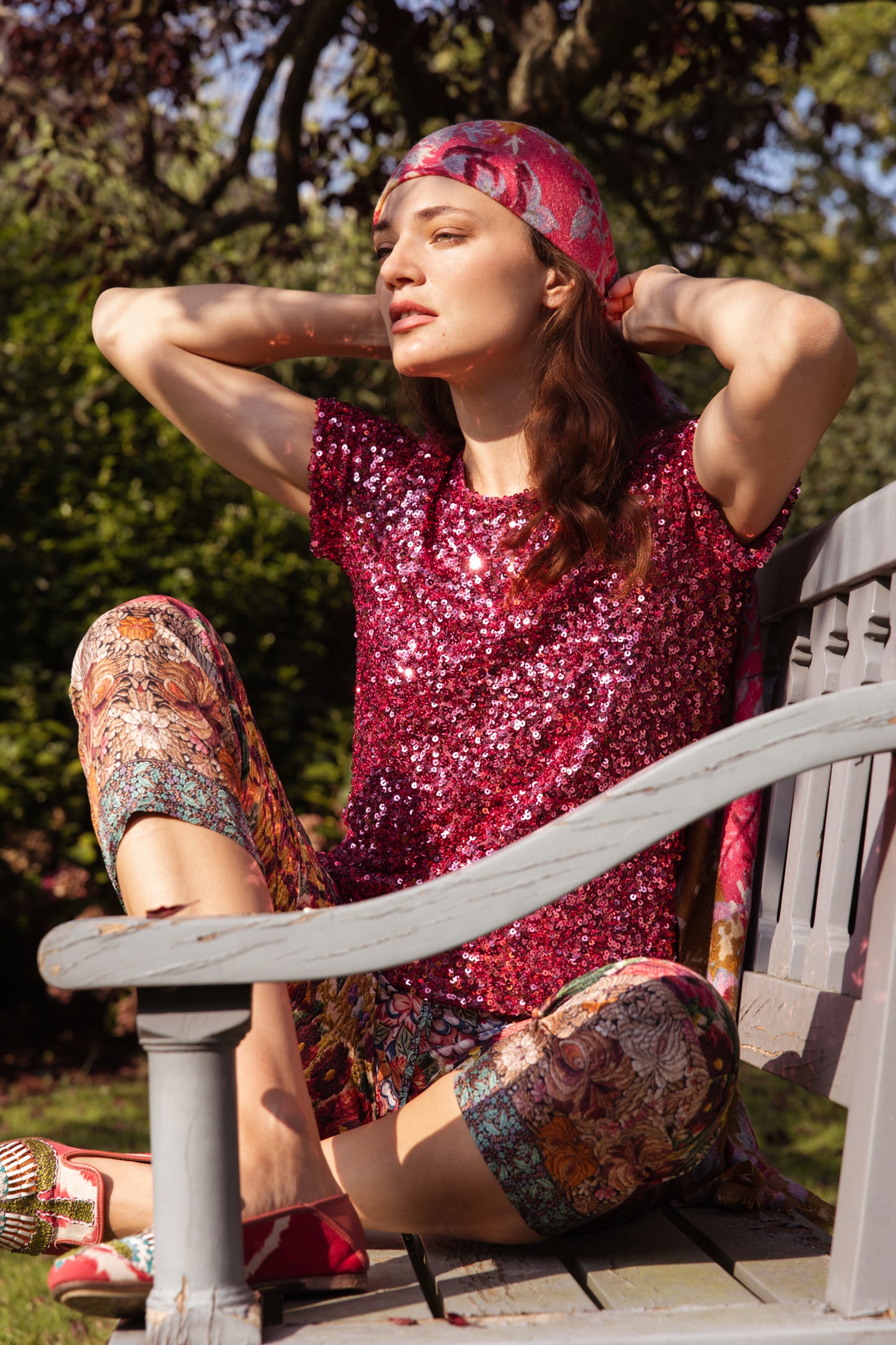 T-SHIRT À SEQUINS FUSCHIA