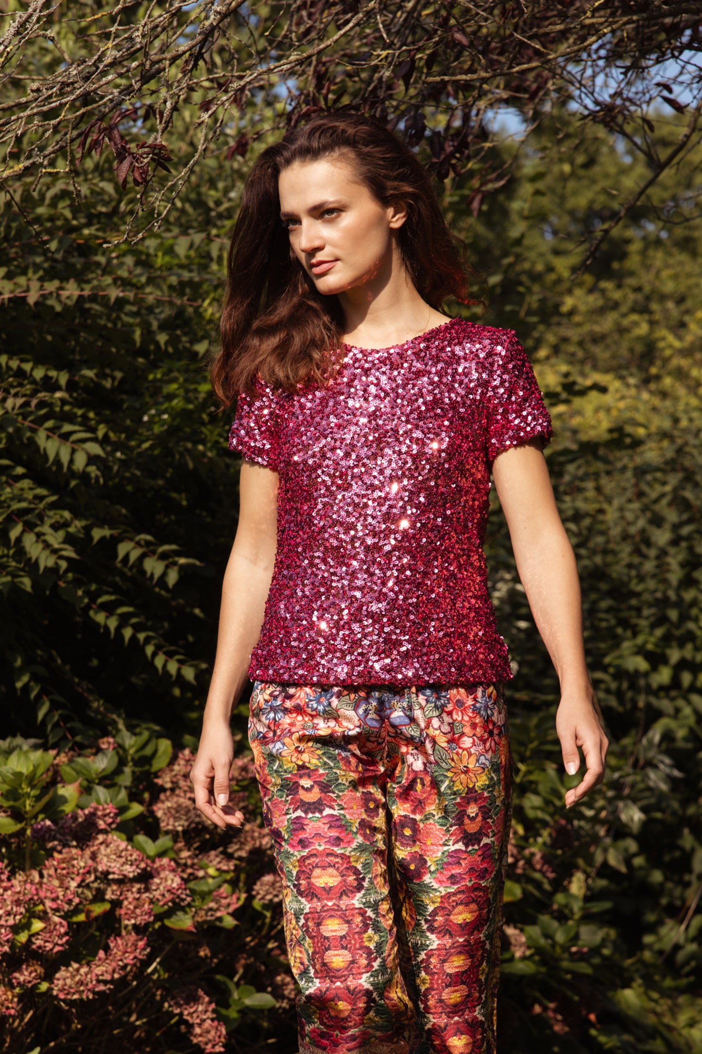 T-SHIRT À SEQUINS FUSCHIA