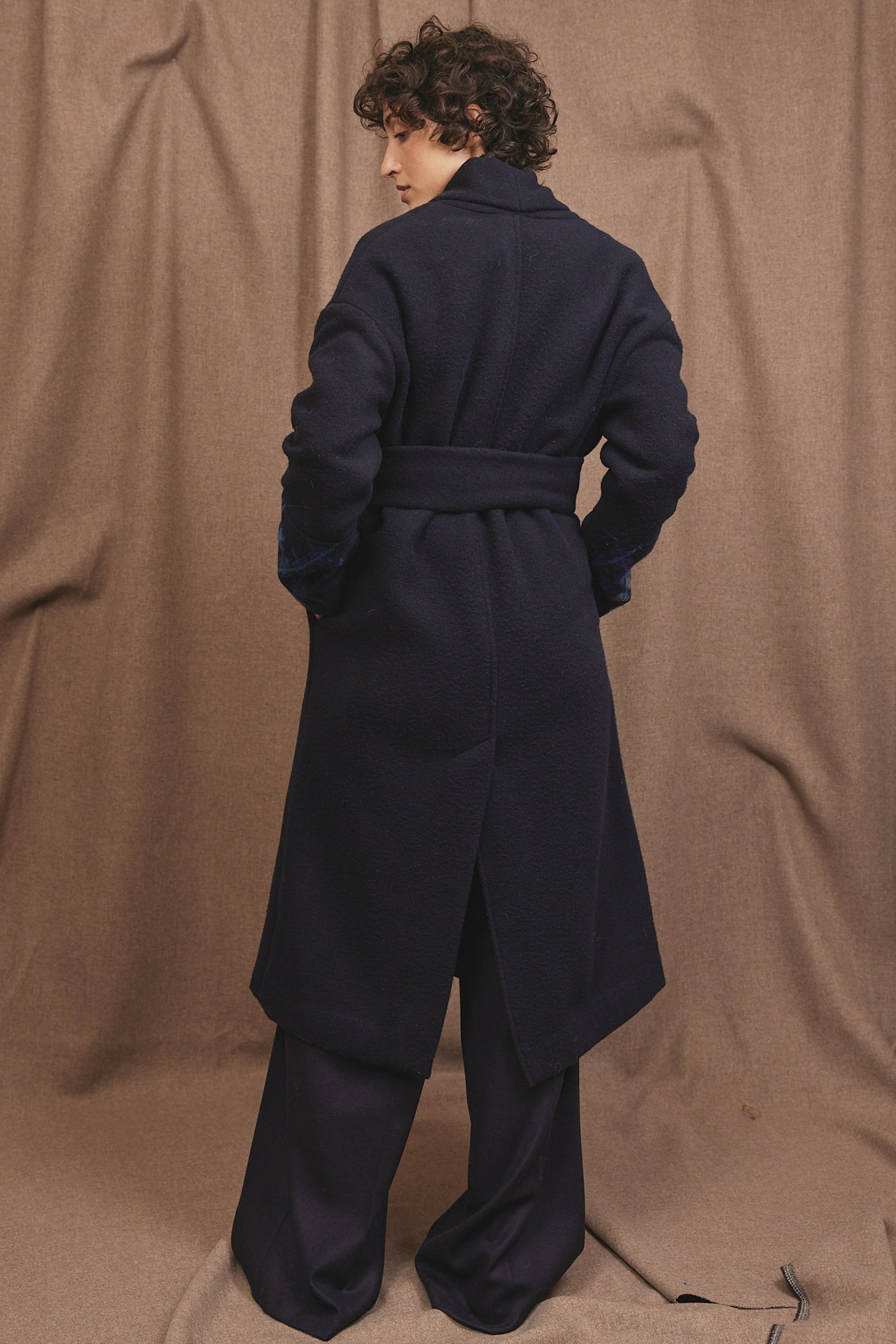 WOOL CAPE COAT NAVY Victoire Paris